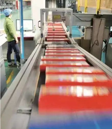 廣東中煙推動(dòng)數(shù)字化化轉(zhuǎn)型，RFID成品倉儲(chǔ)管理系統(tǒng)成功上線